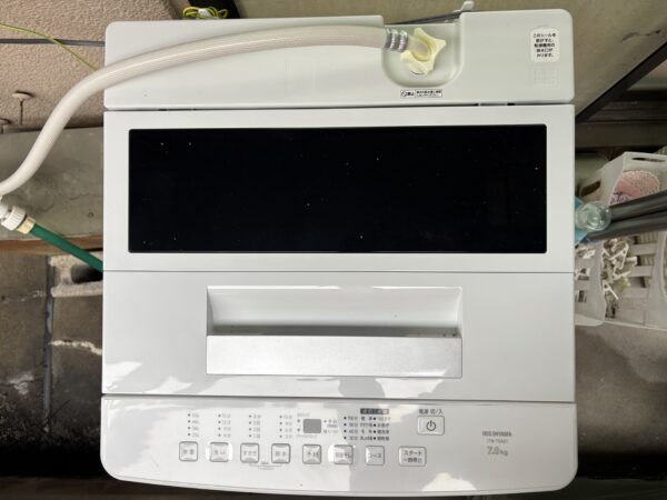 新しい洗濯機が届きましたサムネイル